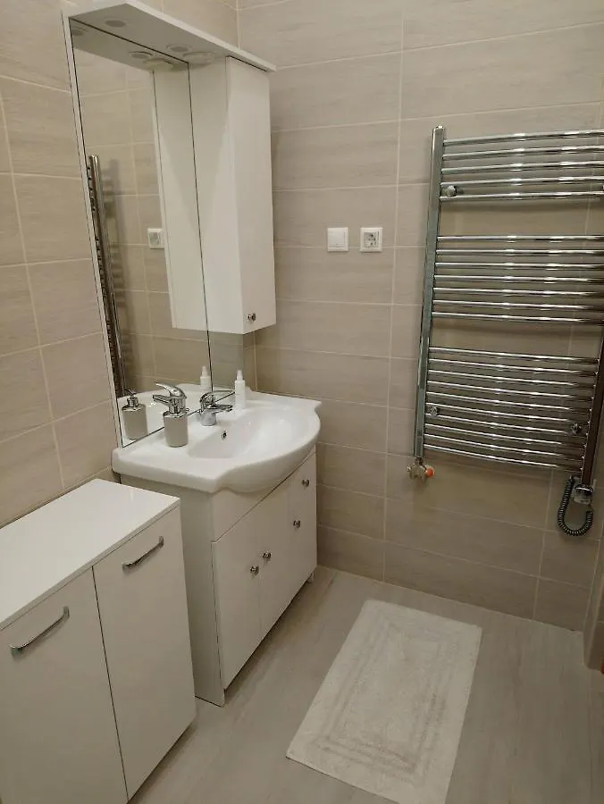 アパート Dolina Apartman エゲル