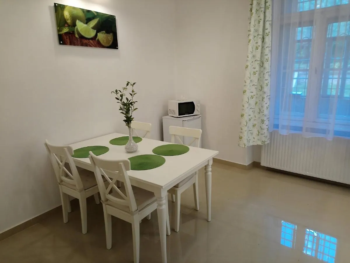 Dolina Apartman エゲル ハンガリー
